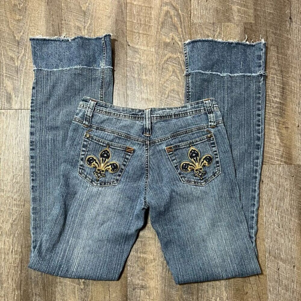 2000s Y2k One Tuff Babe Fleur De Lis Low Rise Flare Jeans Womens Size 29